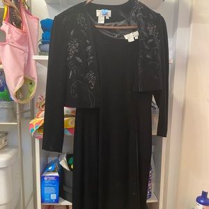 Adrianna Papell special occasions dress